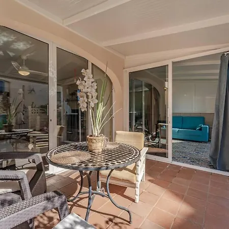 Apartment Sea Breeze And Rustic Terrace Charm