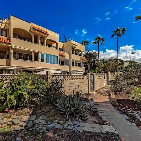 Apartment Sea Breeze And Rustic Terrace Charm *